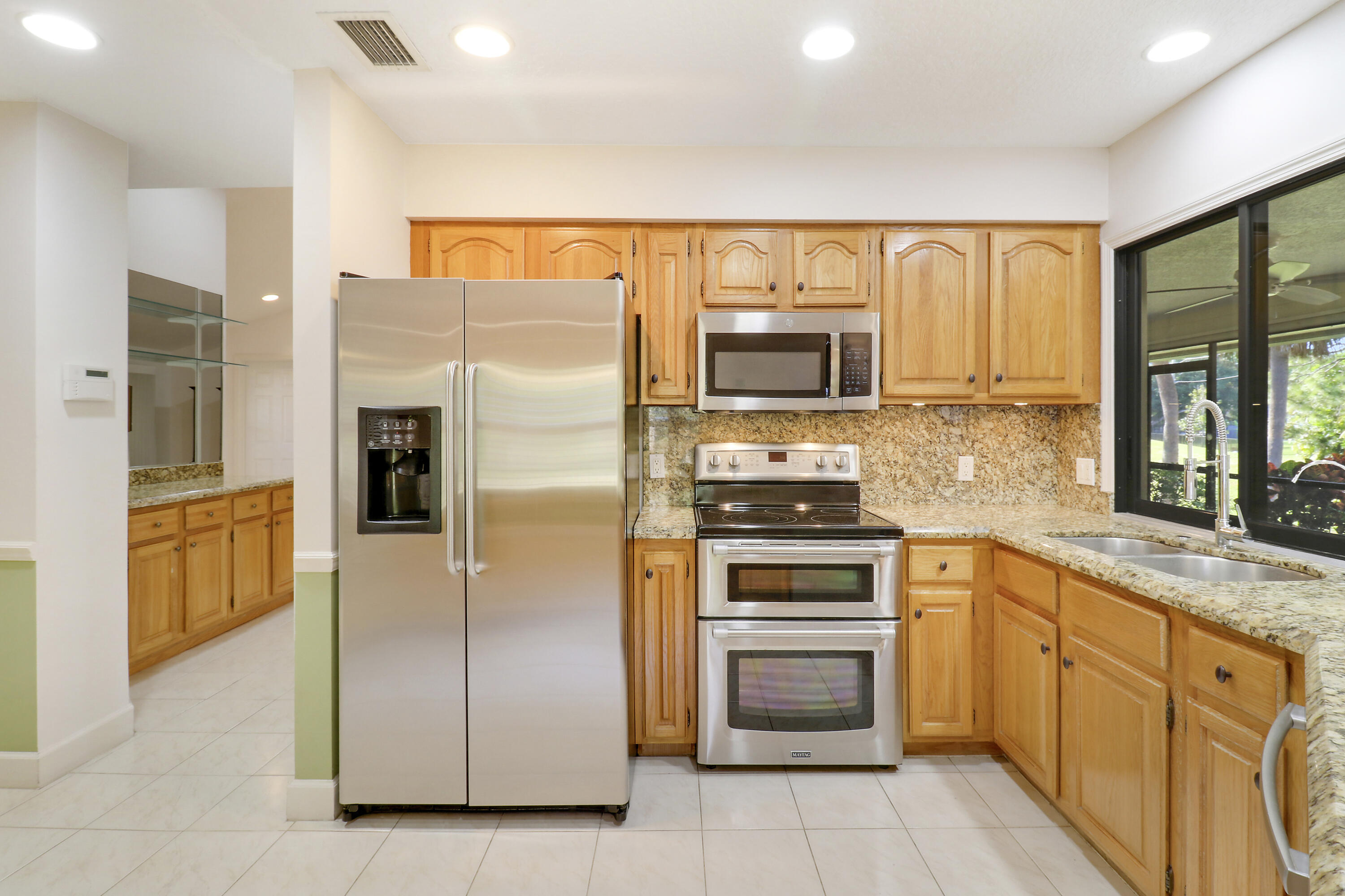 6239 Longleaf Pine Drive Jupiter, FL 33458 - Photo 9 of 36 House3-32