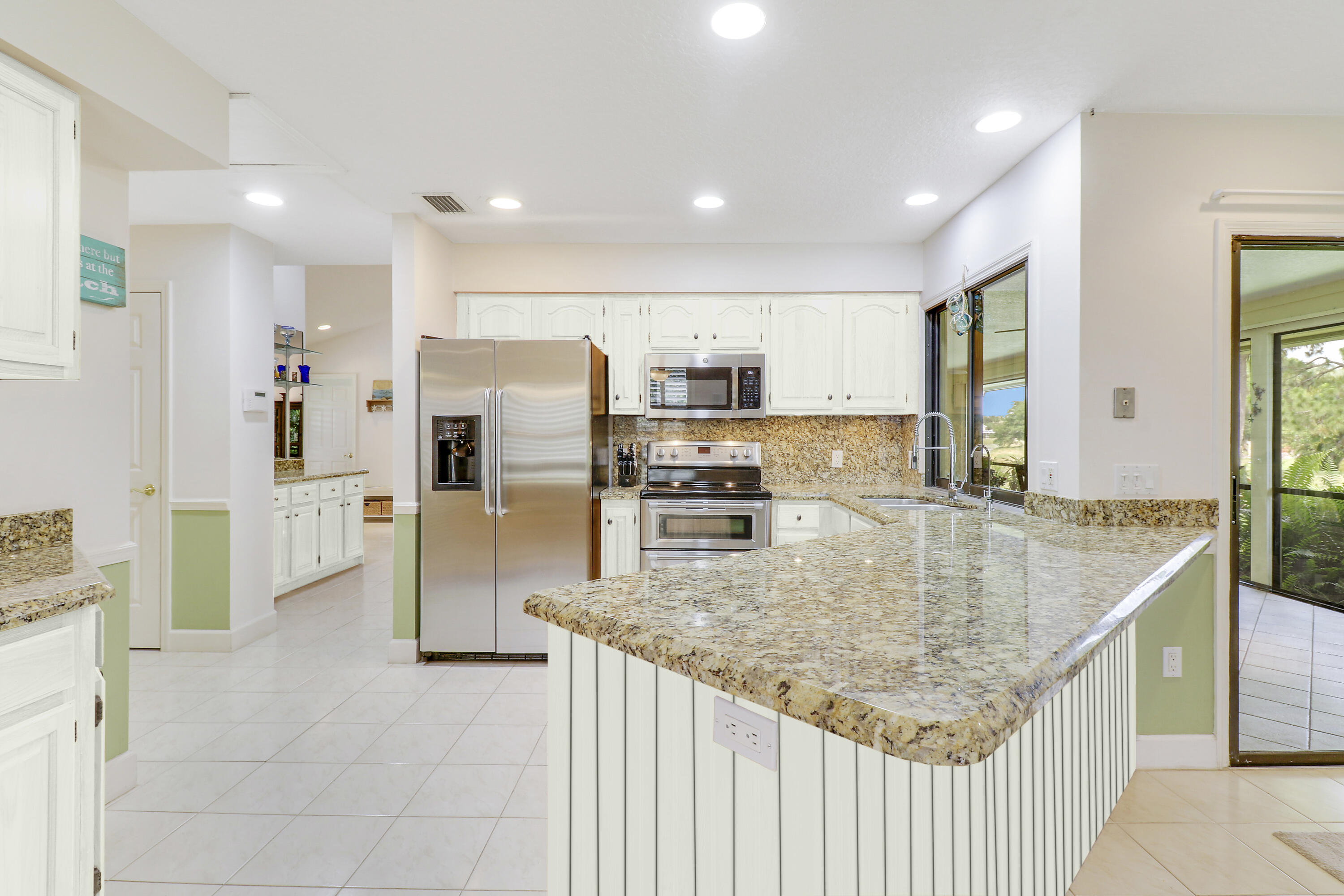 6239 Longleaf Pine Drive Jupiter, FL 33458 - Photo 10 of 36 House1-26