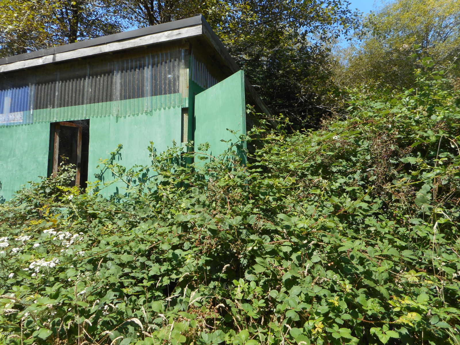 4306 South Schooner Creek Road Lincoln City, OR 97367 - Photo 20 of 22 Garden Shop