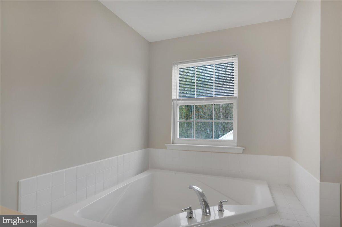 3 Mill Ridge Drive Aston, PA 19014 - Photo 25 of 40