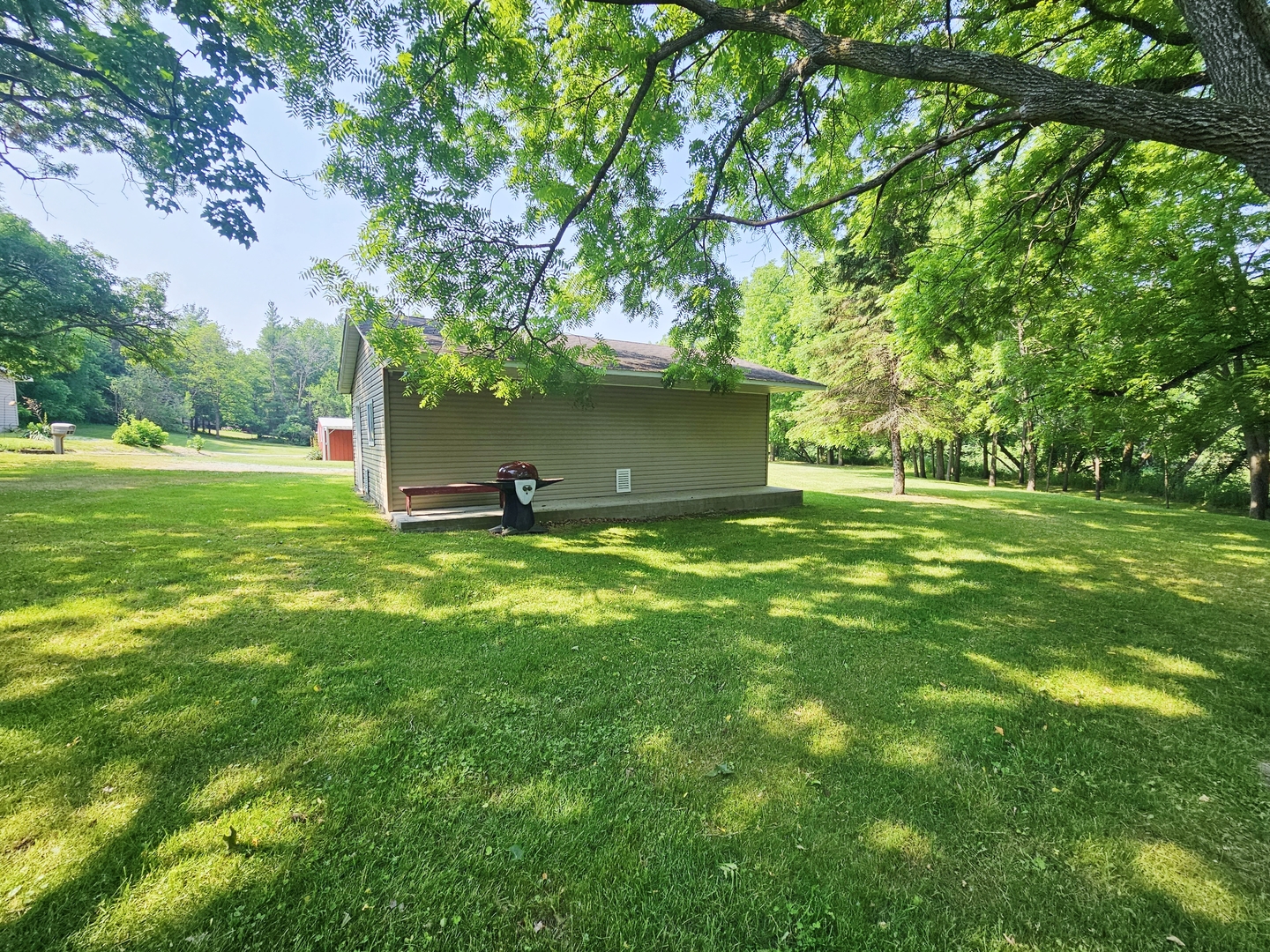 16710 Browns Road Morrison, IL 61270 - Photo 35 of 39 a view of a tree in a yard