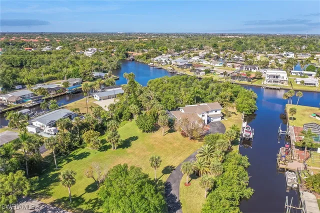 $5,500 | 1182 Betmar Boulevard, North Fort Myers, FL 33903