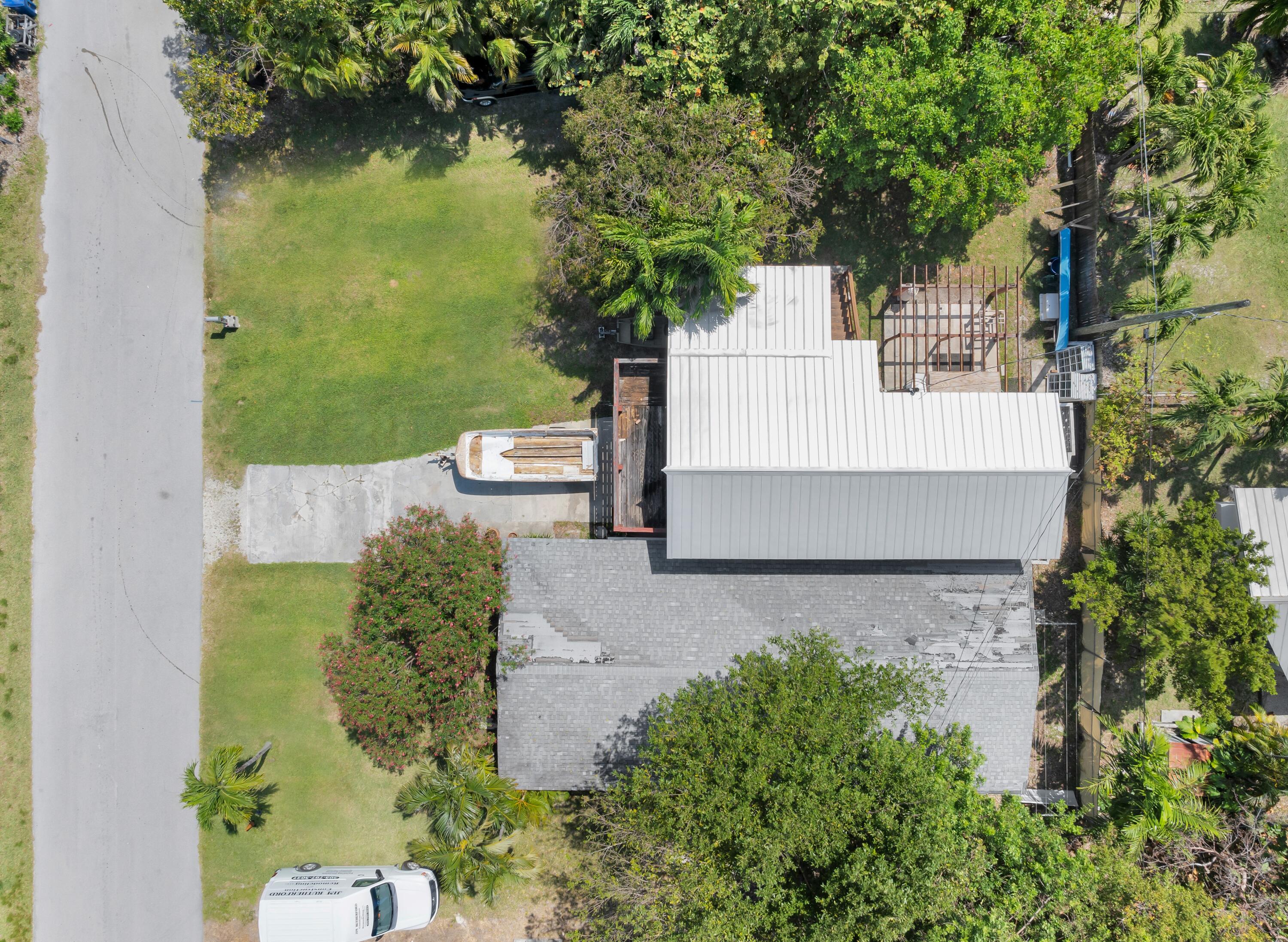 31052 Ave H Big Pine Key, FL 33043 - Photo 7 of 13 Aerial overhead