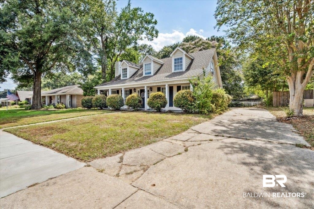 3616 Vista Ridge Drive Mobile, AL 36693 - Photo 20 of 20 Cape cod-style house with a front yard
