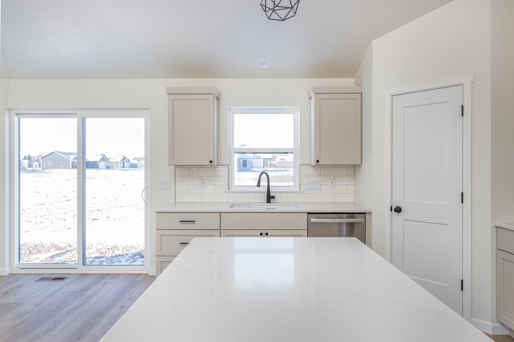 N3621 Gavin Drive Appleton, WI 54913 - Photo 9 of 22