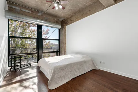 $3,200 | 1001 West 15th Street, Unit 318, Chicago, IL 60608