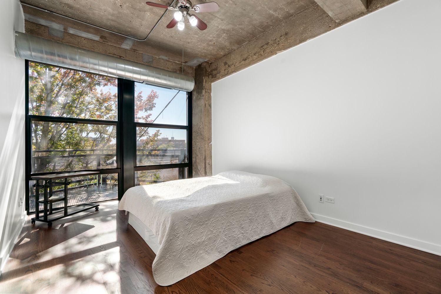 1001 West 15th Street, Unit 318 Chicago, IL 60608 - Photo 7 of 32