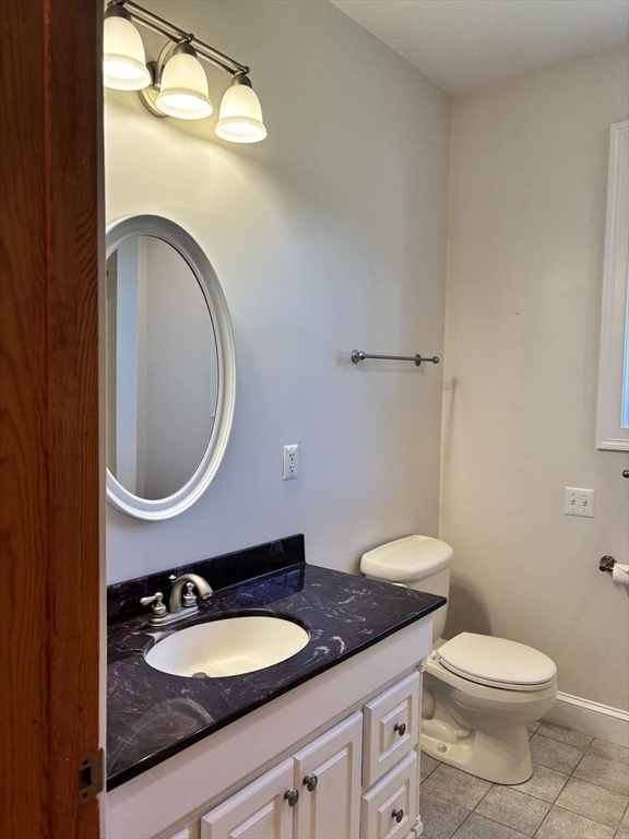 11 Fort Hill Road Easthampton, MA 01027 - Photo 29 of 32