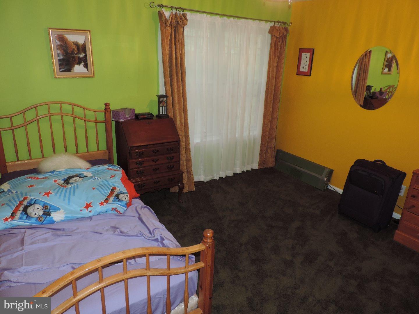 165 Aspen Road Yardley, PA 19067 - Photo 17 of 25 Gallery Image 17