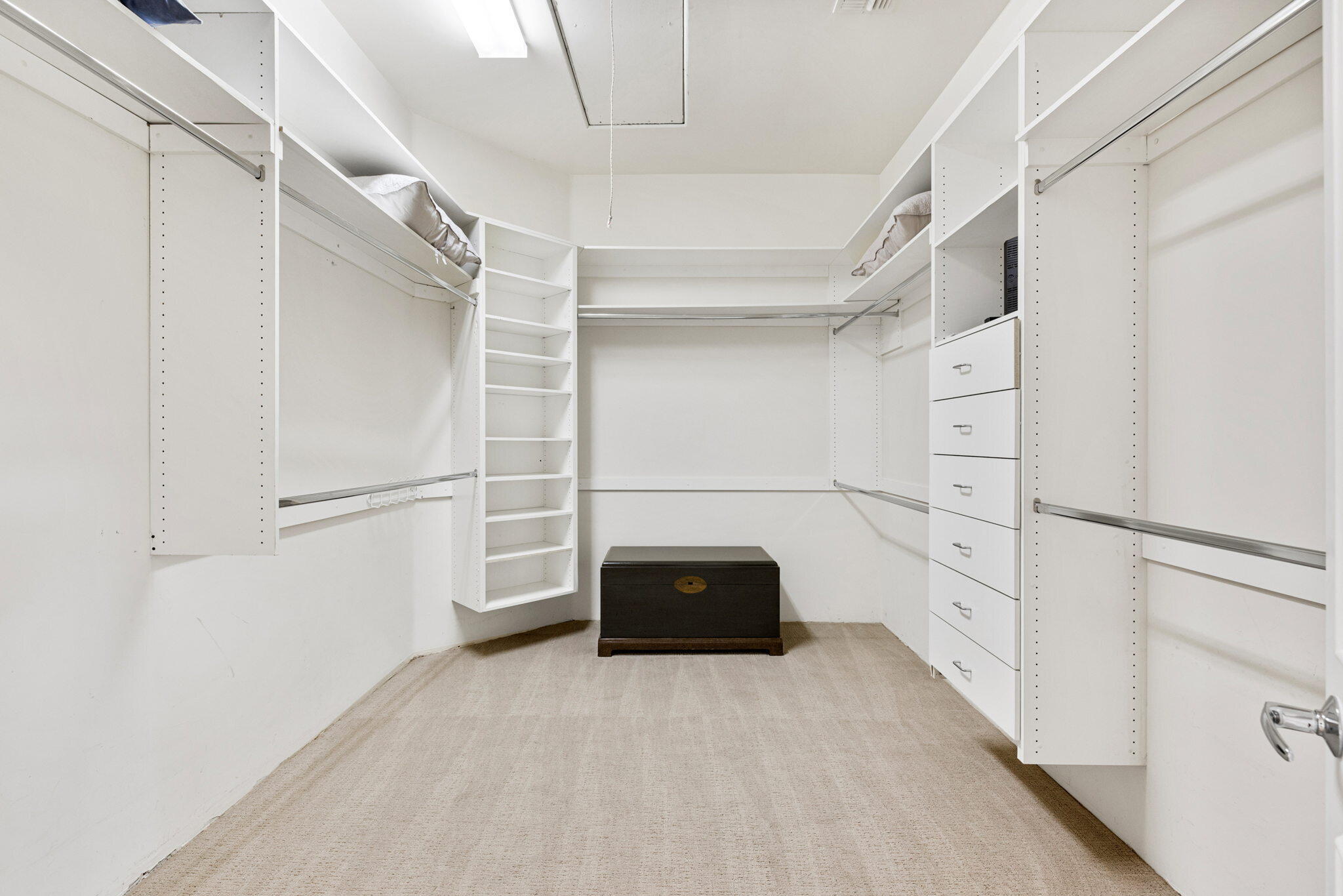 28 Clancy Lane South Rancho Mirage, CA 92270 - Photo 46 of 78 a view of a walk in closet