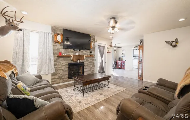 $278,000 | 18430 Charity Drive, Dixon, MO 65459