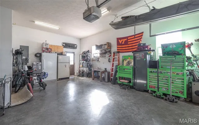 $278,000 | 18430 Charity Drive, Dixon, MO 65459