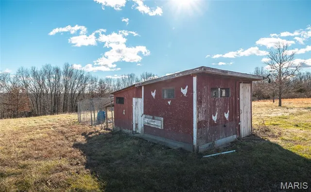 $278,000 | 18430 Charity Drive, Dixon, MO 65459