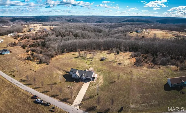 $278,000 | 18430 Charity Drive, Dixon, MO 65459