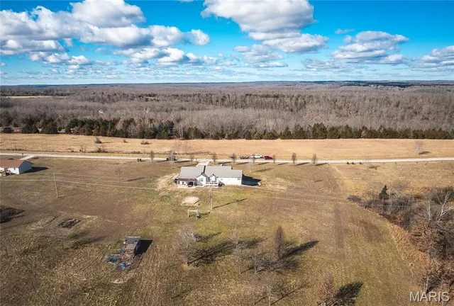 $278,000 | 18430 Charity Drive, Dixon, MO 65459