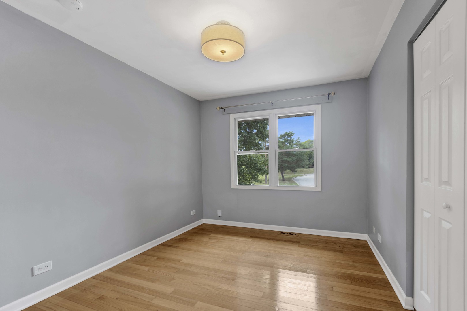 1S705 Eisenhower Road Oakbrook Terrace, IL 60181 - Photo 19 of 35 Gallery Image 19
