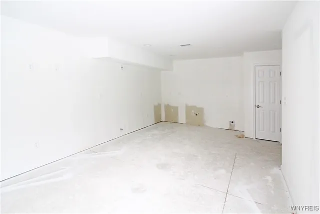 $355,000 | 8985 Iroquois Street, Evans, NY 14006