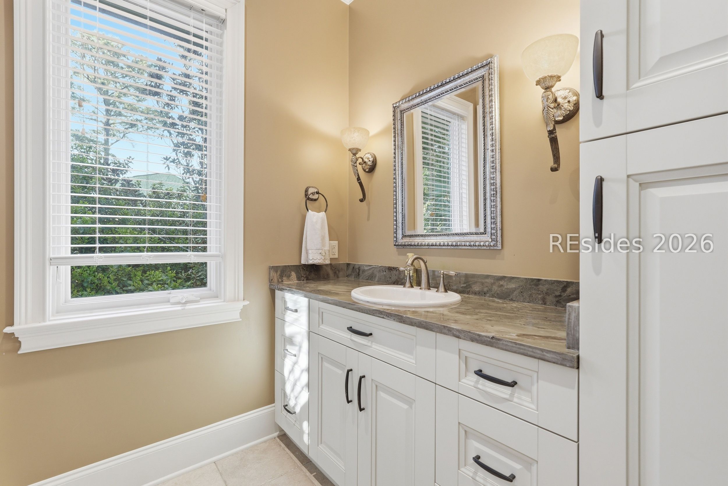 4 Canterbury Lane Bluffton, SC 29910 - Photo 30 of 64 Bathroom