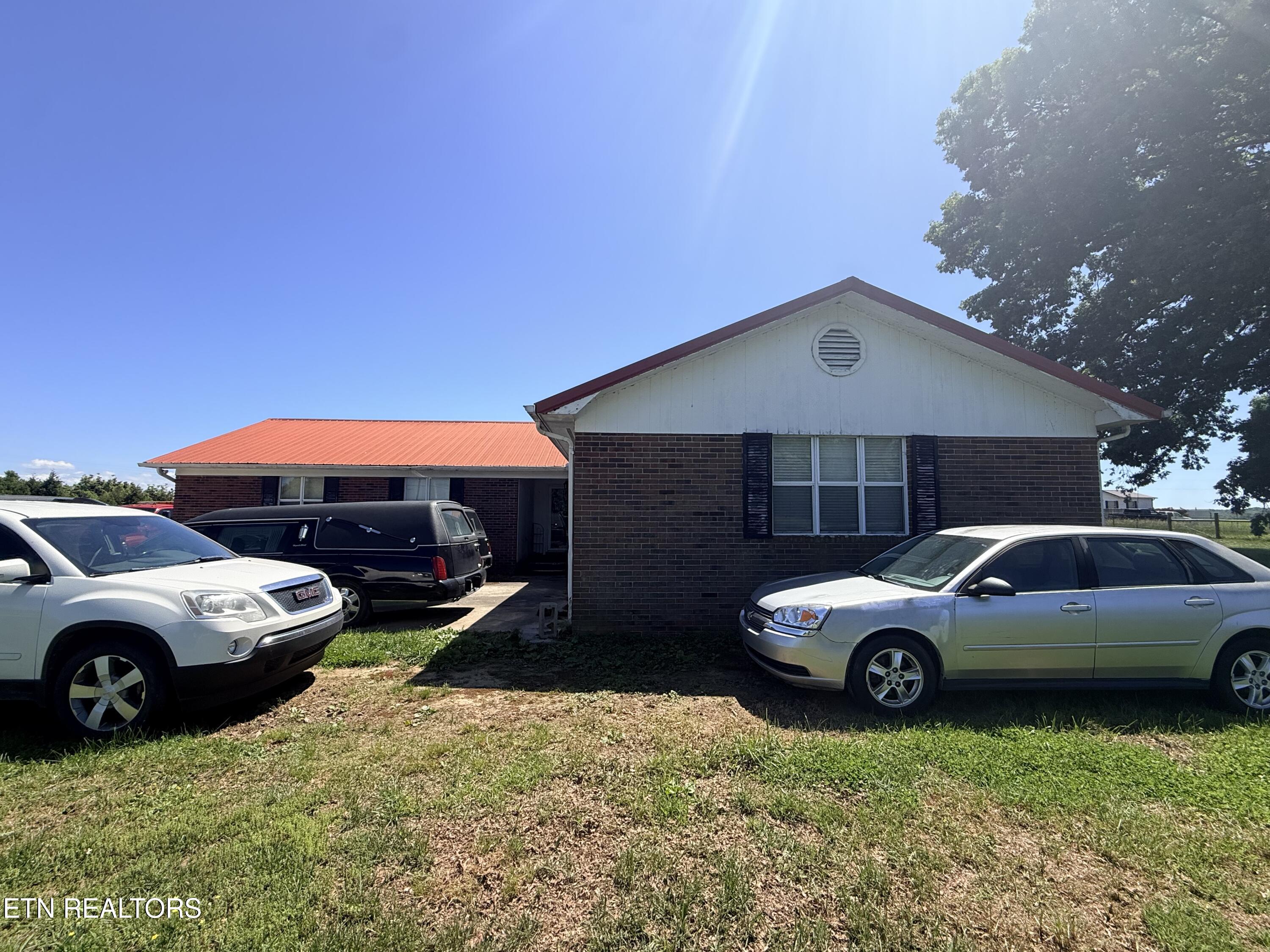 5752 Spencer Hale Road Morristown, TN 37813 - Photo 2 of 26 IMG_0394