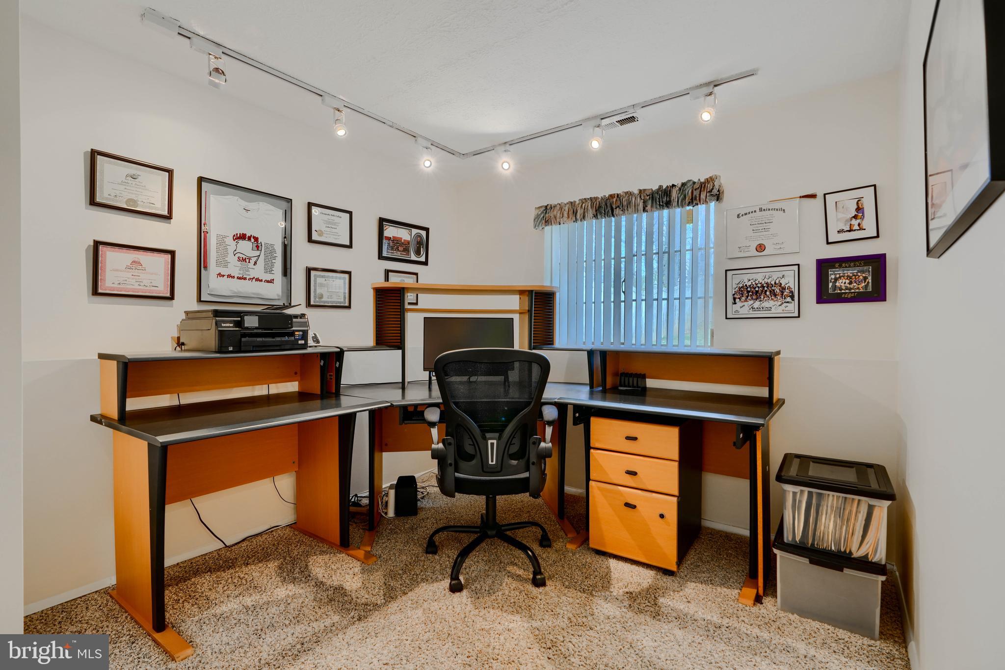 19 Yew Road Baltimore, MD 21221 - Photo 31 of 36 a view of a workspace with furniture