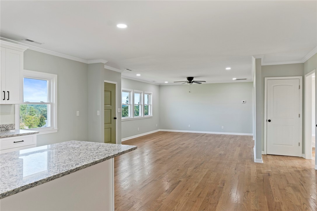 367 McClure Road Seneca, SC 29678 - Photo 16 of 49 Gallery Image 16