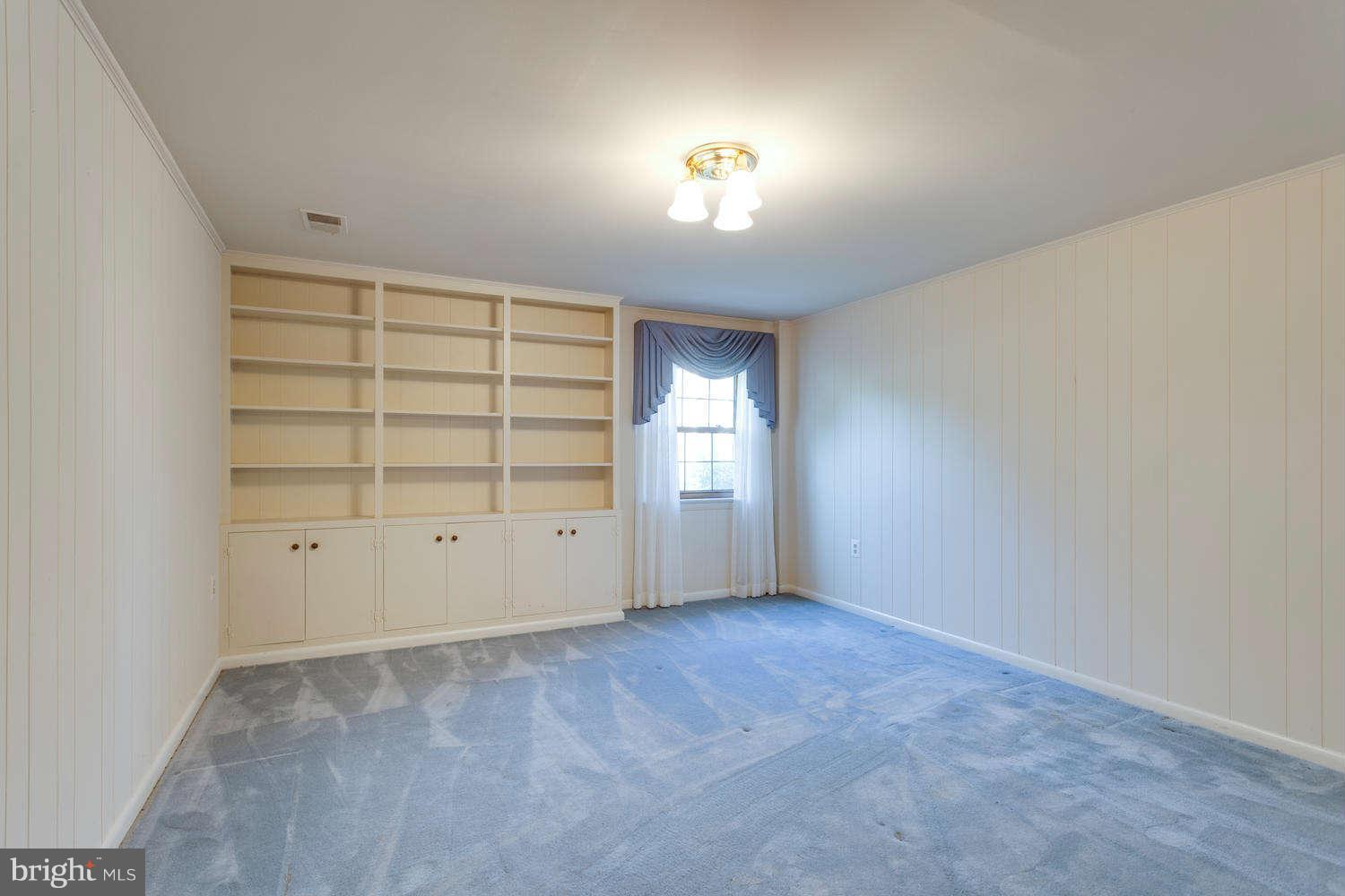 1810 Birch Road McLean, VA 22101 - Photo 14 of 23 Bedroom
