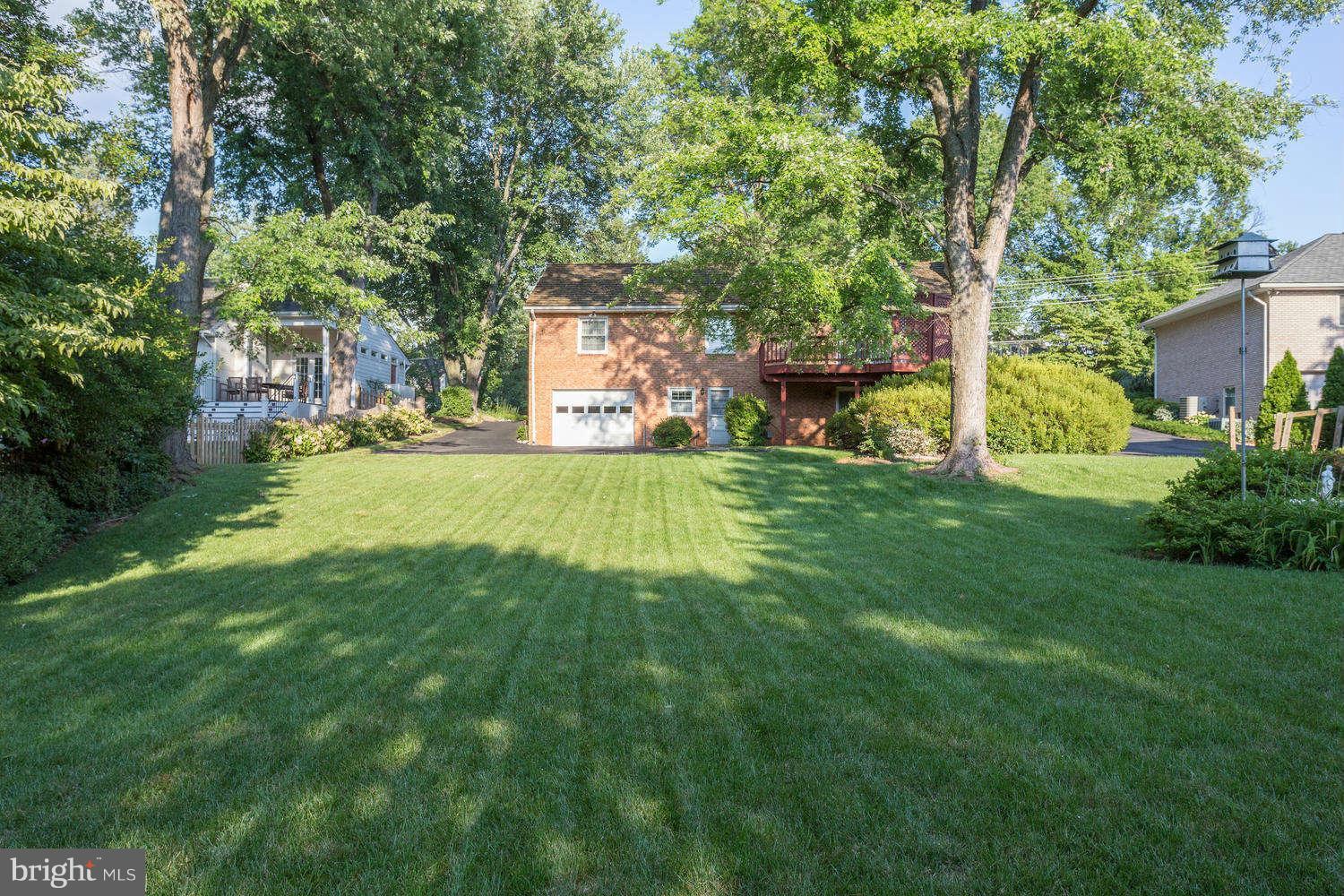 1810 Birch Road McLean, VA 22101 - Photo 22 of 23 Exterior Rear