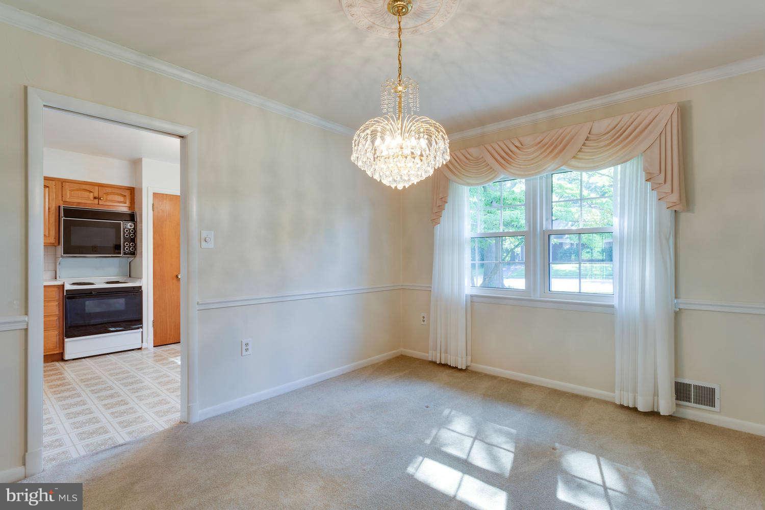 1810 Birch Road McLean, VA 22101 - Photo 7 of 23 Dining Room