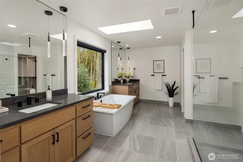 $3,235,000 | 20300 166th Avenue Northeast, Woodinville, WA 98072