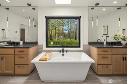 $3,235,000 | 20300 166th Avenue Northeast, Woodinville, WA 98072