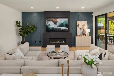 $3,235,000 | 20300 166th Avenue Northeast, Woodinville, WA 98072