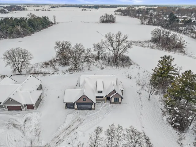 $649,900 | 9193 12th Street, Somers, WI 53144