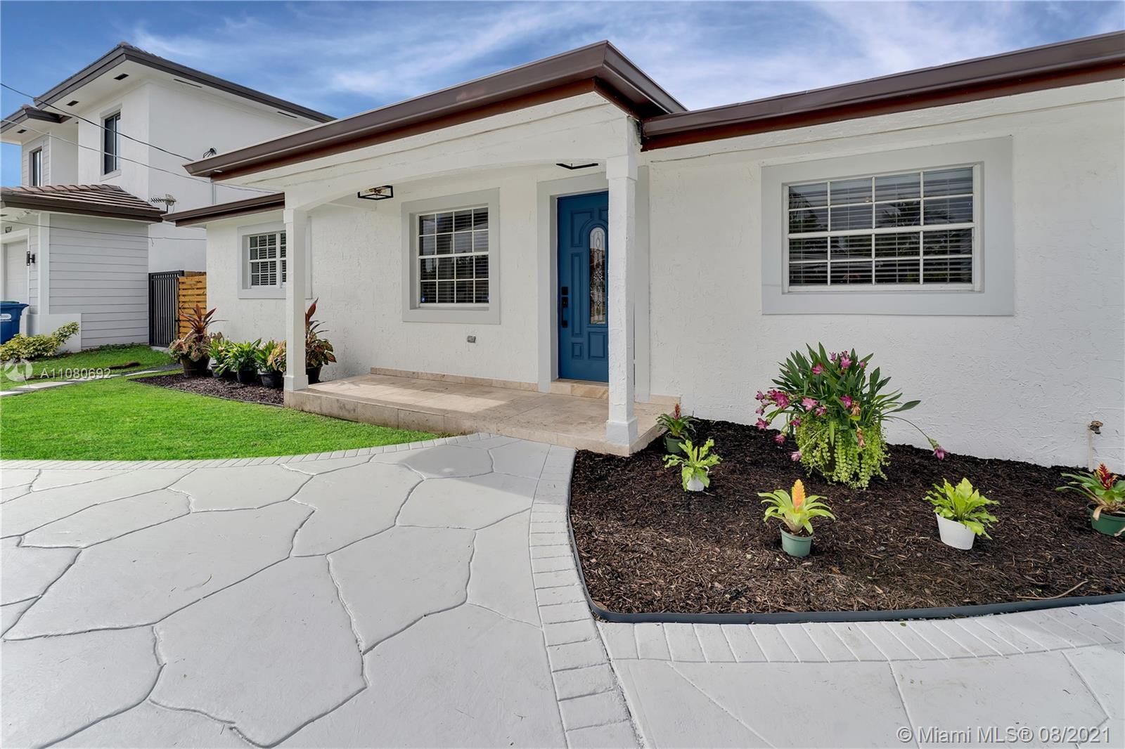 6342 Southwest 32nd Street Miami, FL 33155 - Photo 2 of 33 Gallery Image 2