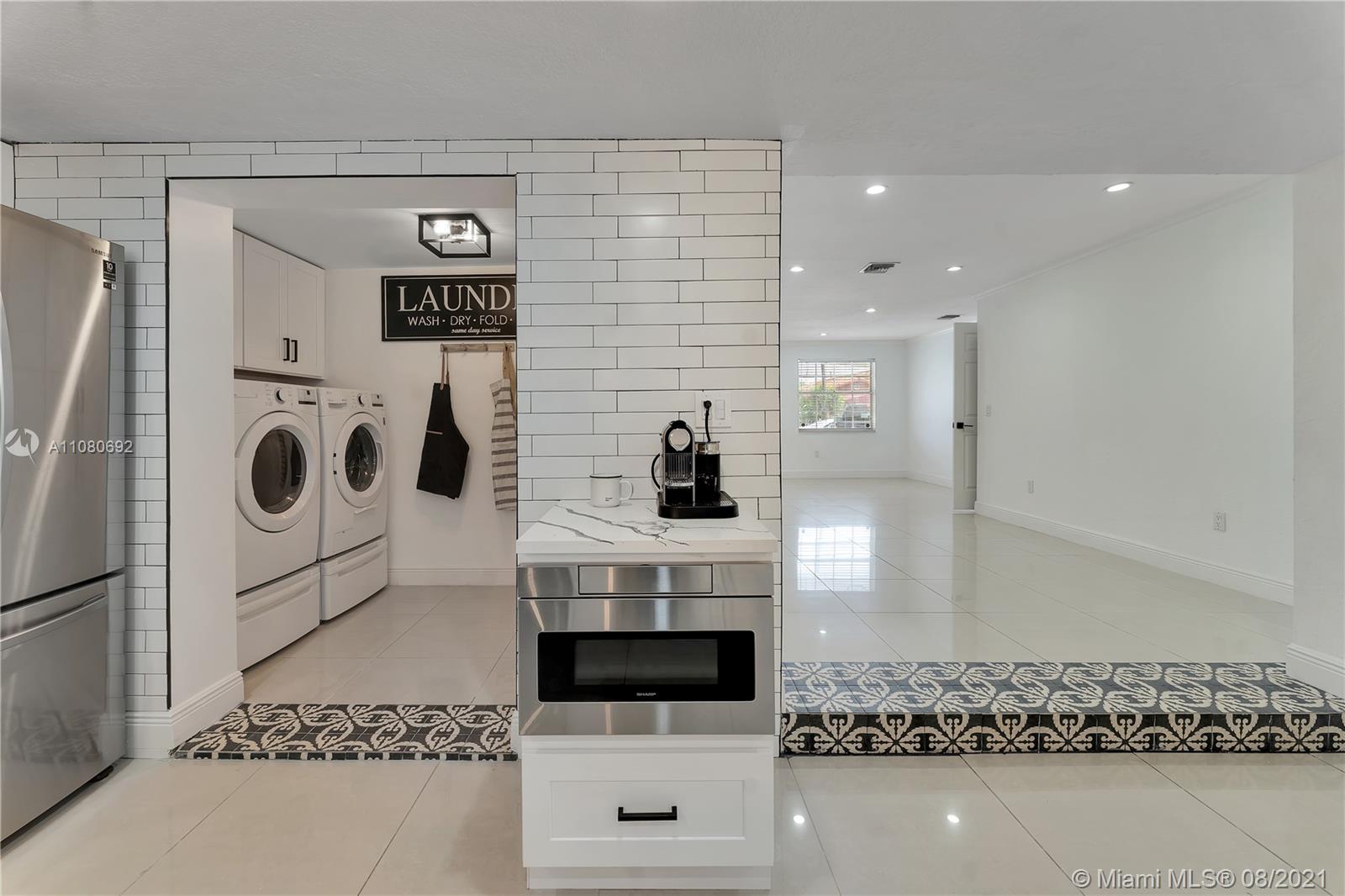 6342 Southwest 32nd Street Miami, FL 33155 - Photo 13 of 33 Gallery Image 13