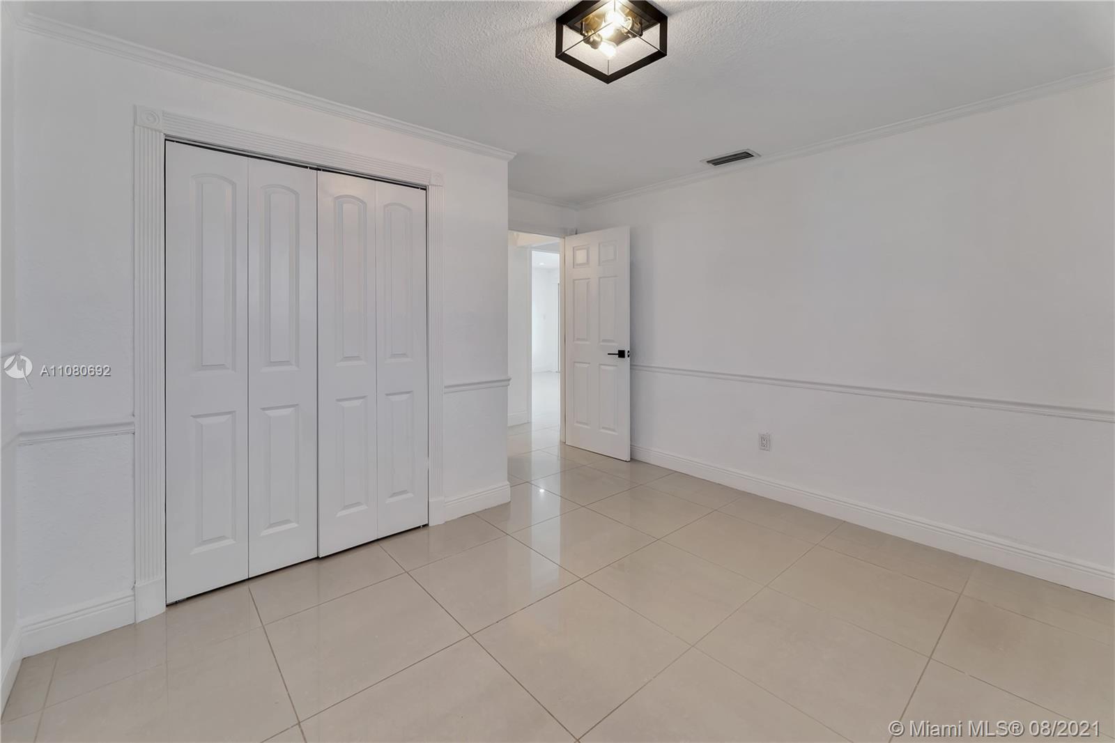 6342 Southwest 32nd Street Miami, FL 33155 - Photo 24 of 33 Gallery Image 24
