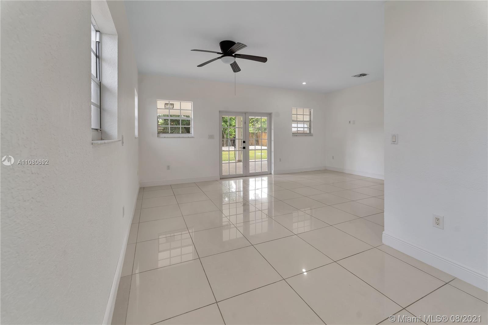 6342 Southwest 32nd Street Miami, FL 33155 - Photo 28 of 33 Gallery Image 28