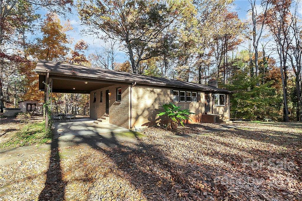 5654 Lewis Road Gastonia, NC 28052 - Photo 3 of 34 Gallery Image 3