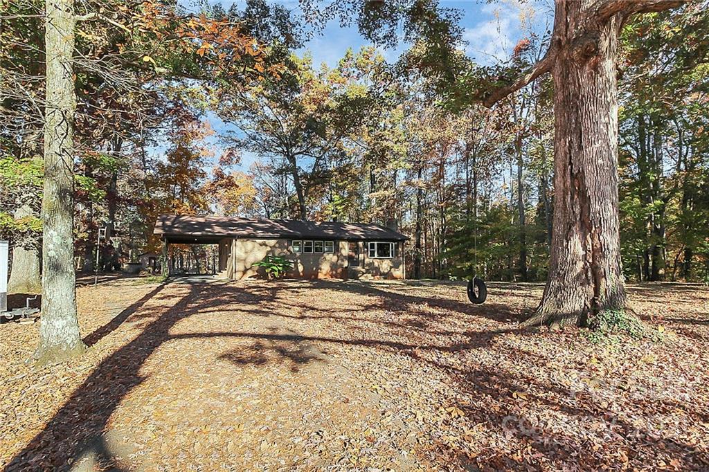 5654 Lewis Road Gastonia, NC 28052 - Photo 4 of 34 Gallery Image 4