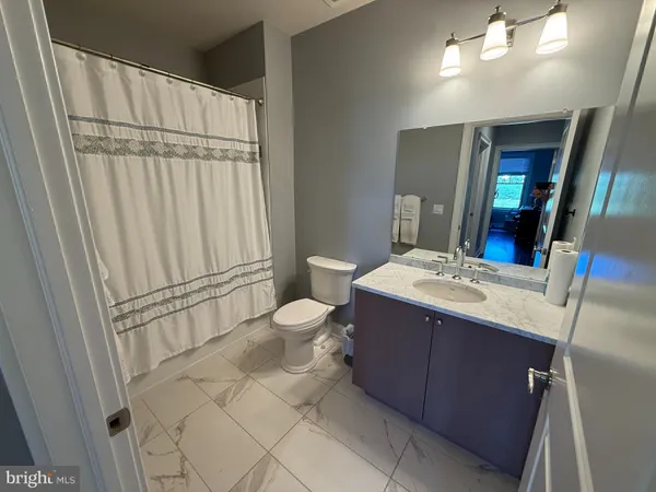 $3,375 | 200 North Sycamore Street, Unit 2I, Newtown, PA 18940