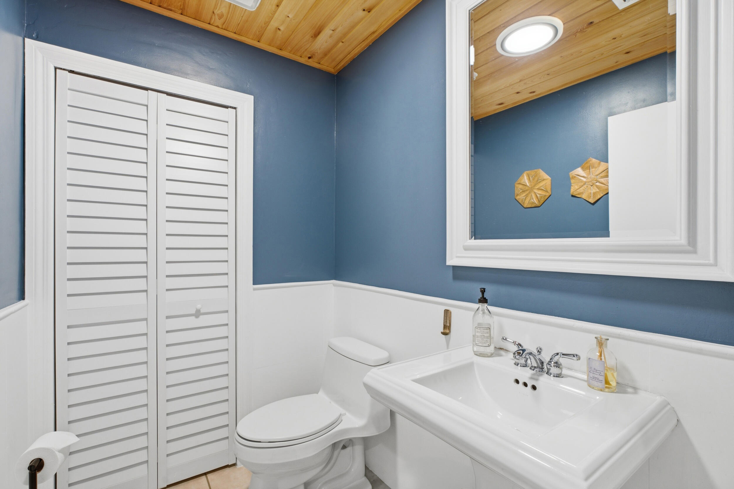 1489 Southwest Seahawk Way Palm City, FL 34990 - Photo 31 of 57 29_smg01934