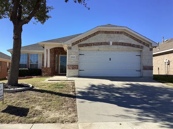 $2,195 | 8909 Weller Lane, Fort Worth, TX 76244