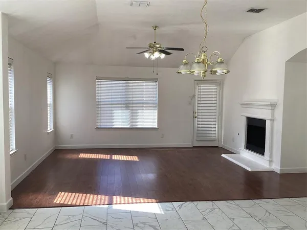 $2,195 | 8909 Weller Lane, Fort Worth, TX 76244