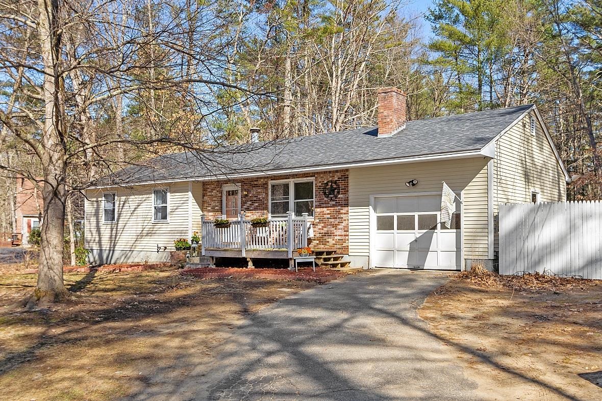 58 Bean Road Merrimack, NH 03054 - Photo 2 of 29