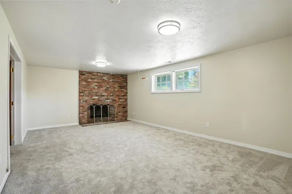 $444,900 | 1026 West Woodway Avenue, Spokane, WA 99218