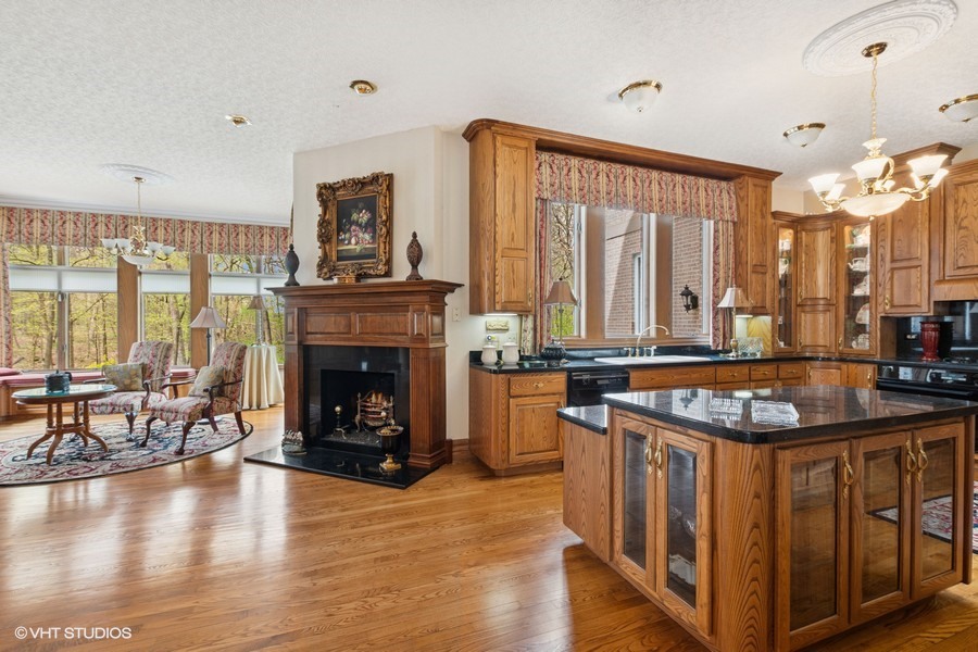 821 Chatfield Road New Lenox, IL 60451 - Photo 19 of 68 Gallery Image 19