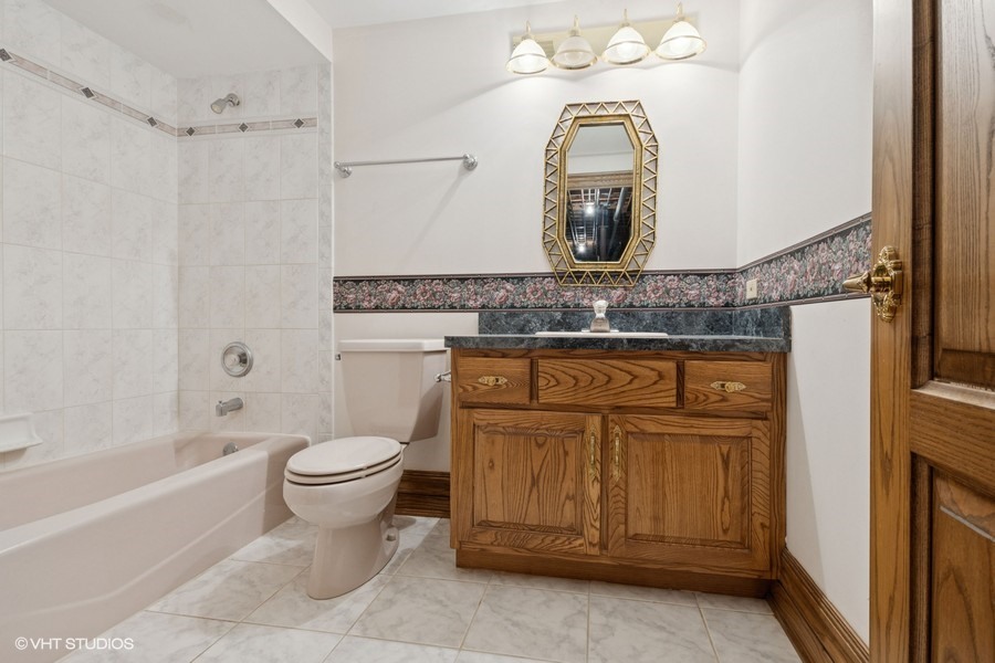 821 Chatfield Road New Lenox, IL 60451 - Photo 54 of 68 Gallery Image 54
