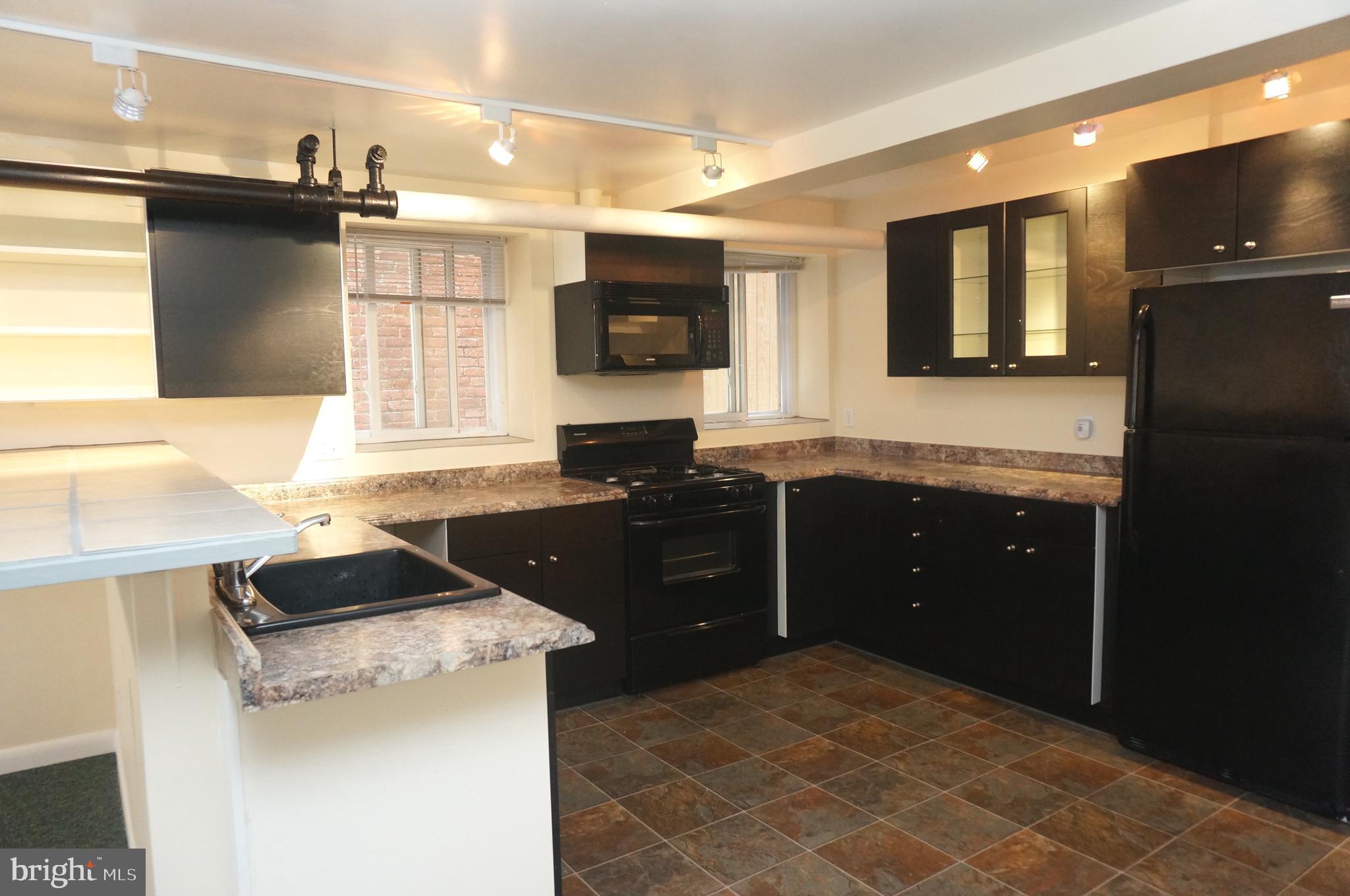 1315 Park Road Northwest, Unit A Washington, DC 20010 - Photo 2 of 23