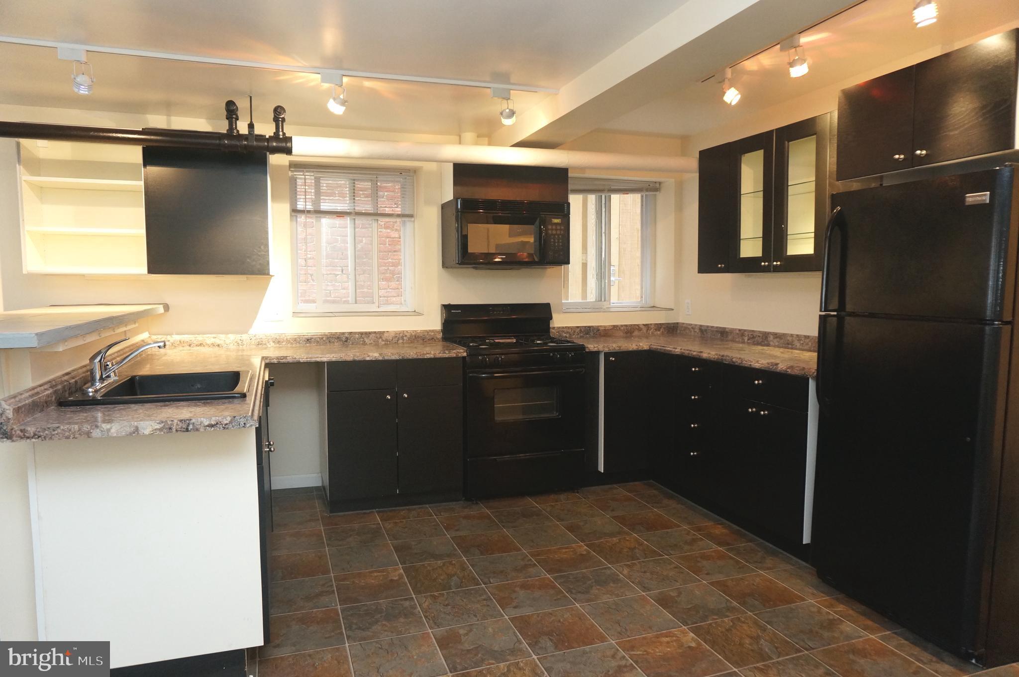 1315 Park Road Northwest, Unit A Washington, DC 20010 - Photo 3 of 23