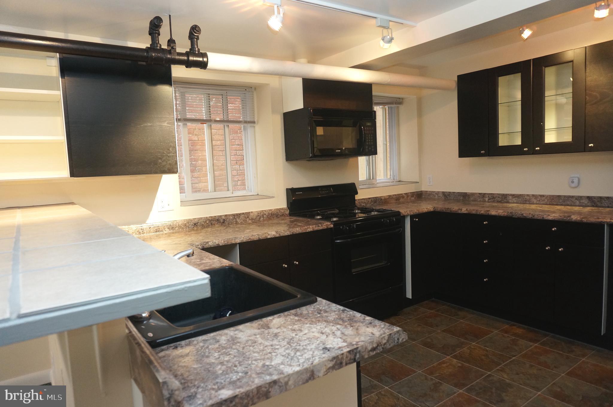 1315 Park Road Northwest, Unit A Washington, DC 20010 - Photo 4 of 23