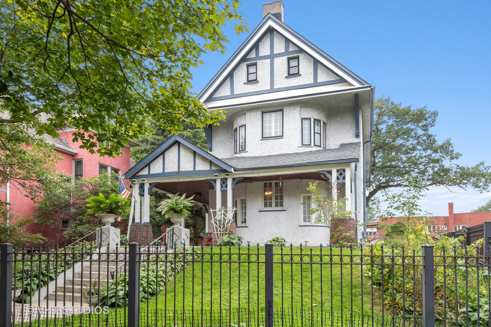 7418 North Sheridan Road Chicago, IL 60626 - Photo 1 of 1 Gallery Image 1